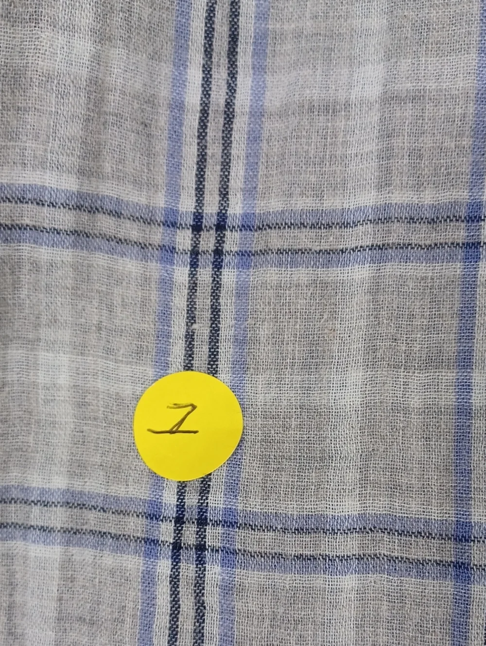 Banana Republic Blue and Gray Plaid LS Button-Down Mens Small Shirt, 100% cotton